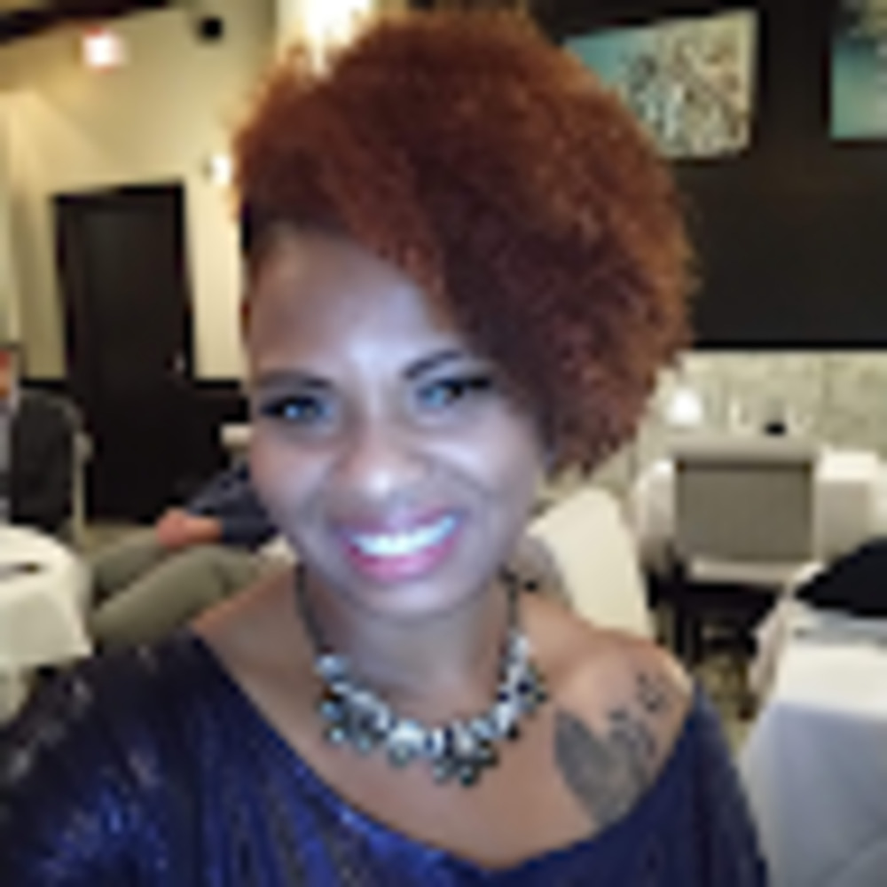 Meet your Posher, Candace